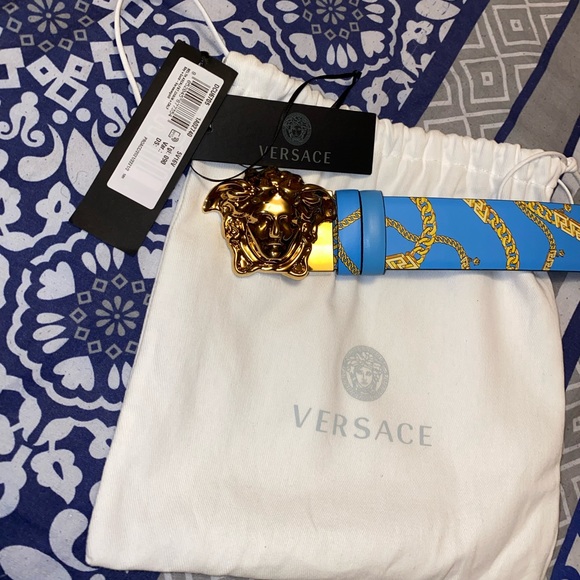 VERSACE
Reversible Blue 'La Medusa' Chain Belt - Picture 4 of 6